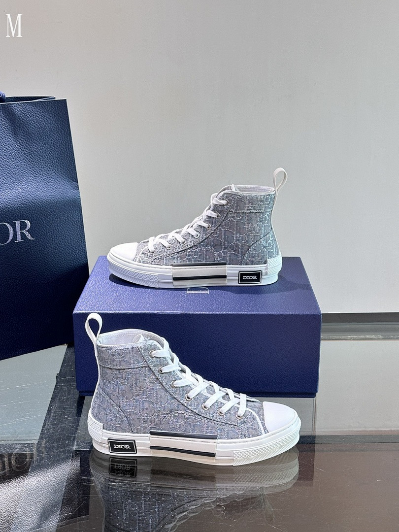 D B23 HIGH-TOP SNEAKERS