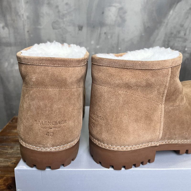 Ba1en*iaga brown alaska fur bootie