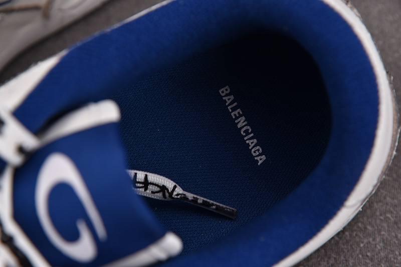 Ba1en*iaga hamptons worn-out white / dark blue