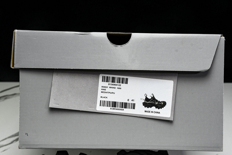 Ba1en*iaga hike black