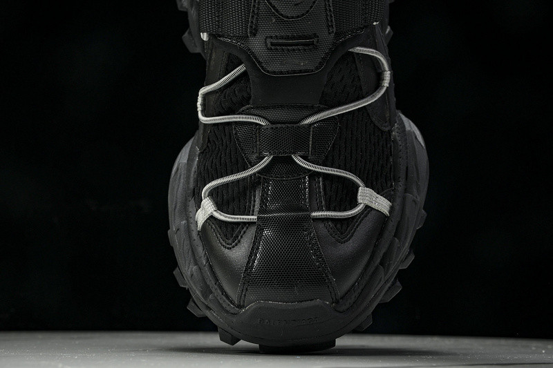 Ba1en*iaga hike black