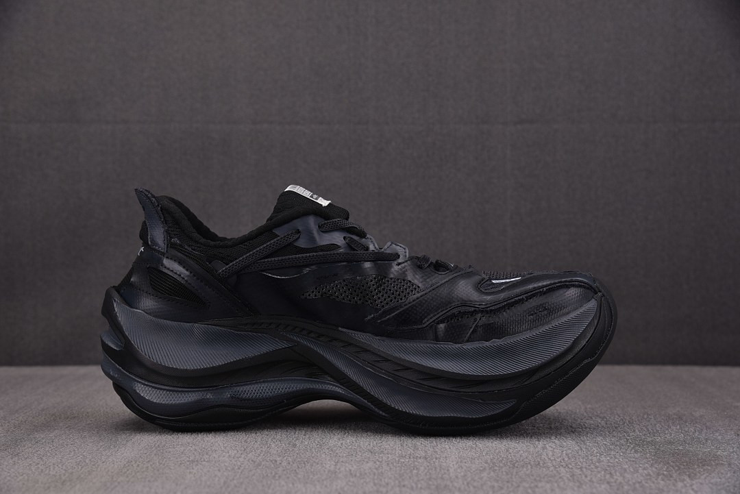 Ba1en*iaga Jet Black
