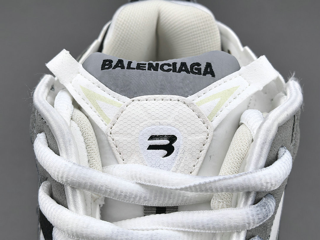 Ba1en*iaga led Runner