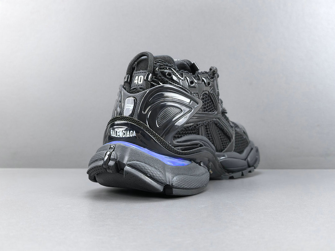 Ba1en*iaga led Runner