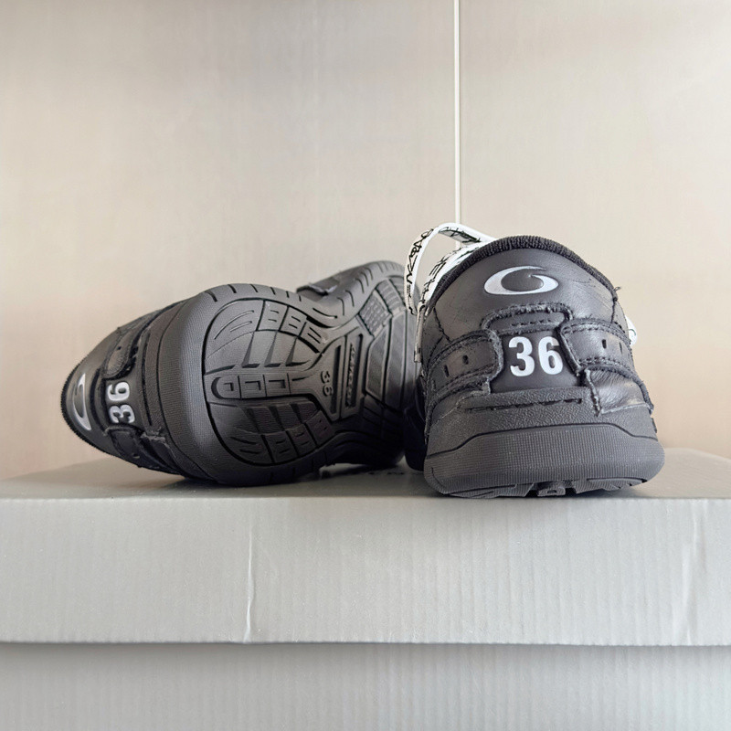 Ba1en*iaga launches new hamptons sneaker