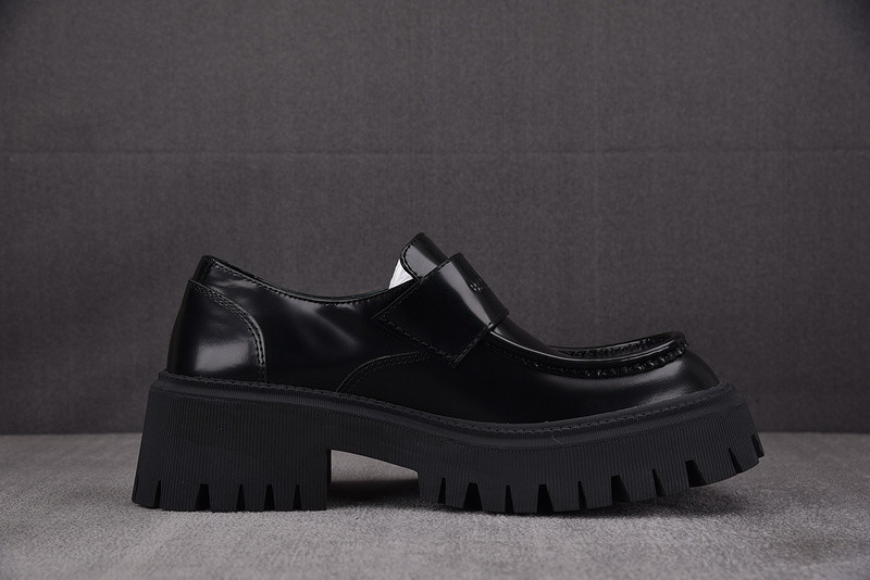Ba1en*iaga tractor leather loafers in black