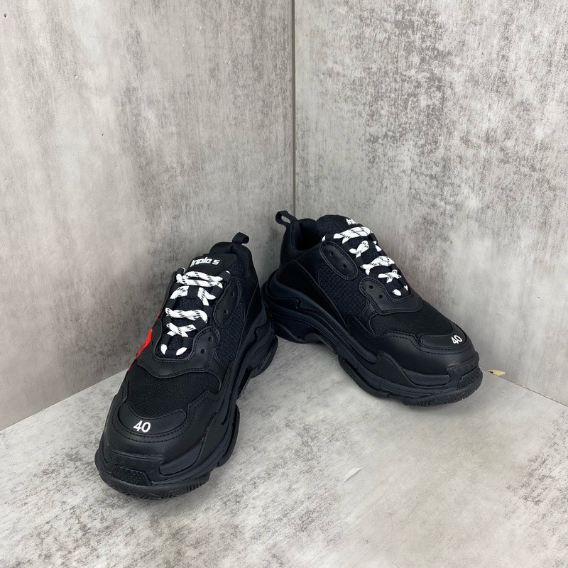 Ba1en*iaga TRIPLE S