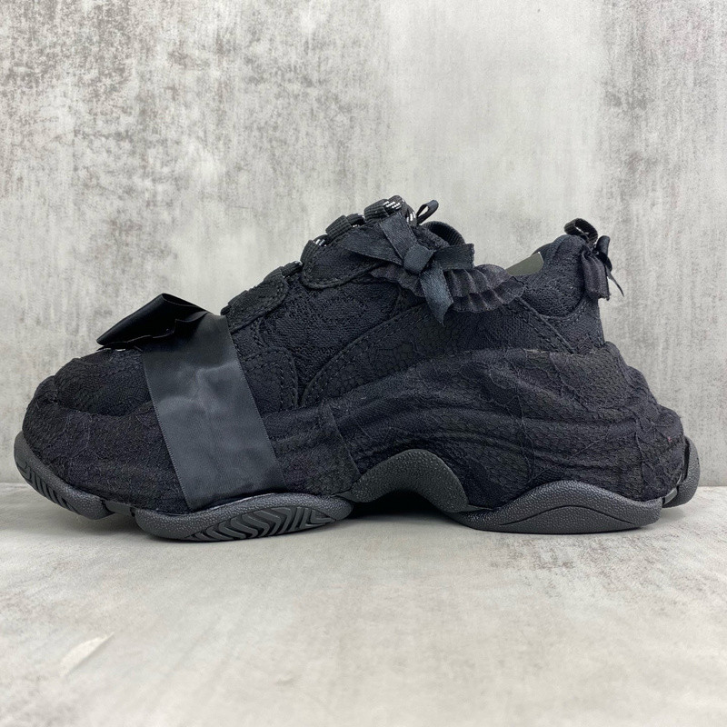 Ba1en*iaga TRIPLE S