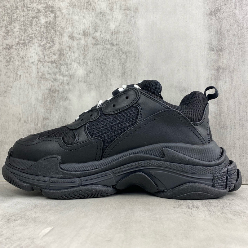 Ba1en*iaga TRIPLE S