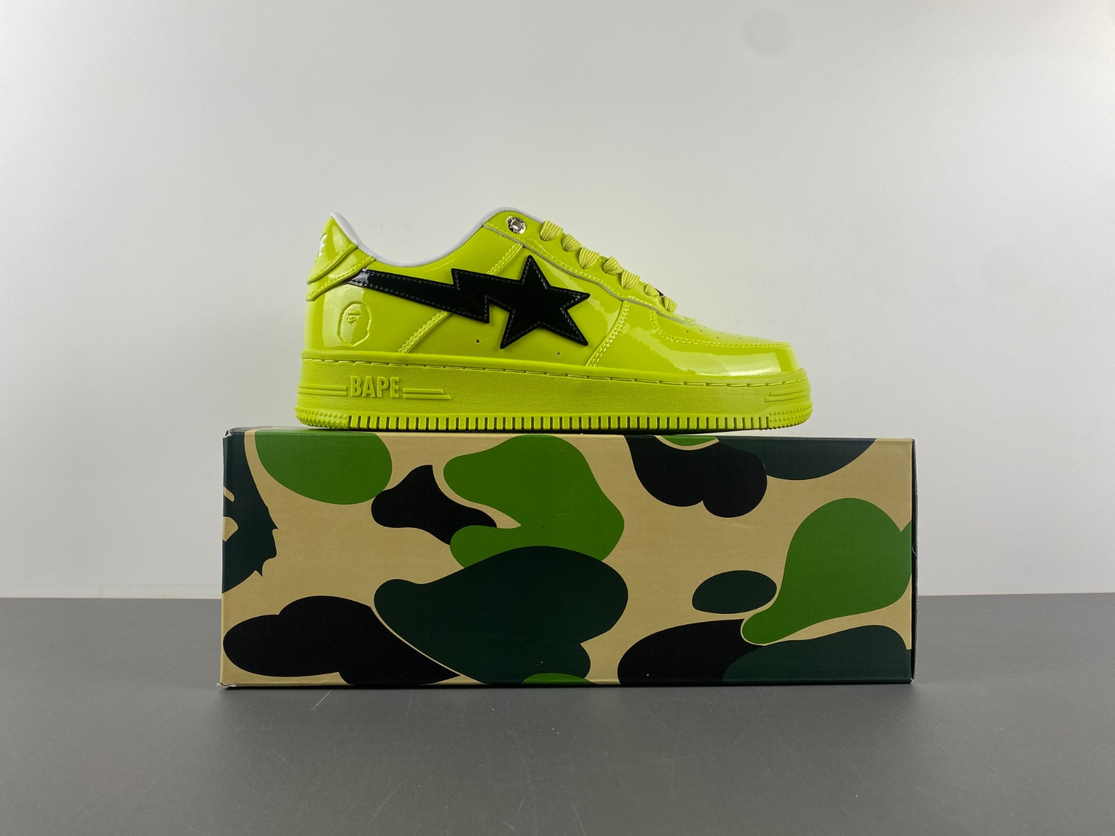 BAPE SNEAKERS