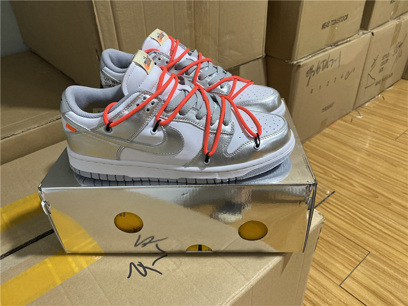 OW X Dunk Low LTHR CT0856-800