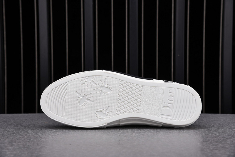 D B23 HIGH-TOP SNEAKERS