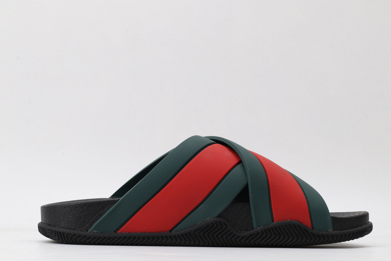 GUC LEATHER SLIDE