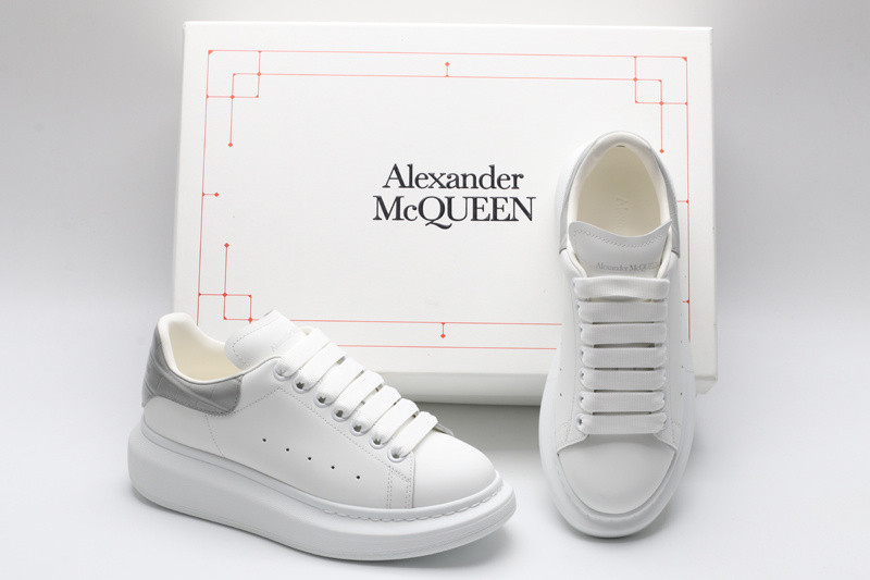 a1exa*der Mcqv*en sneaker