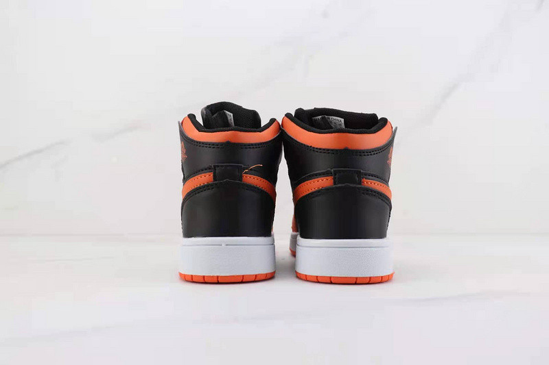 AIR JORDAN 1 KIDS SHOES