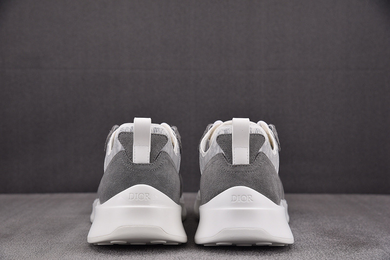 D10r B25 Oblique Runner Sneaker