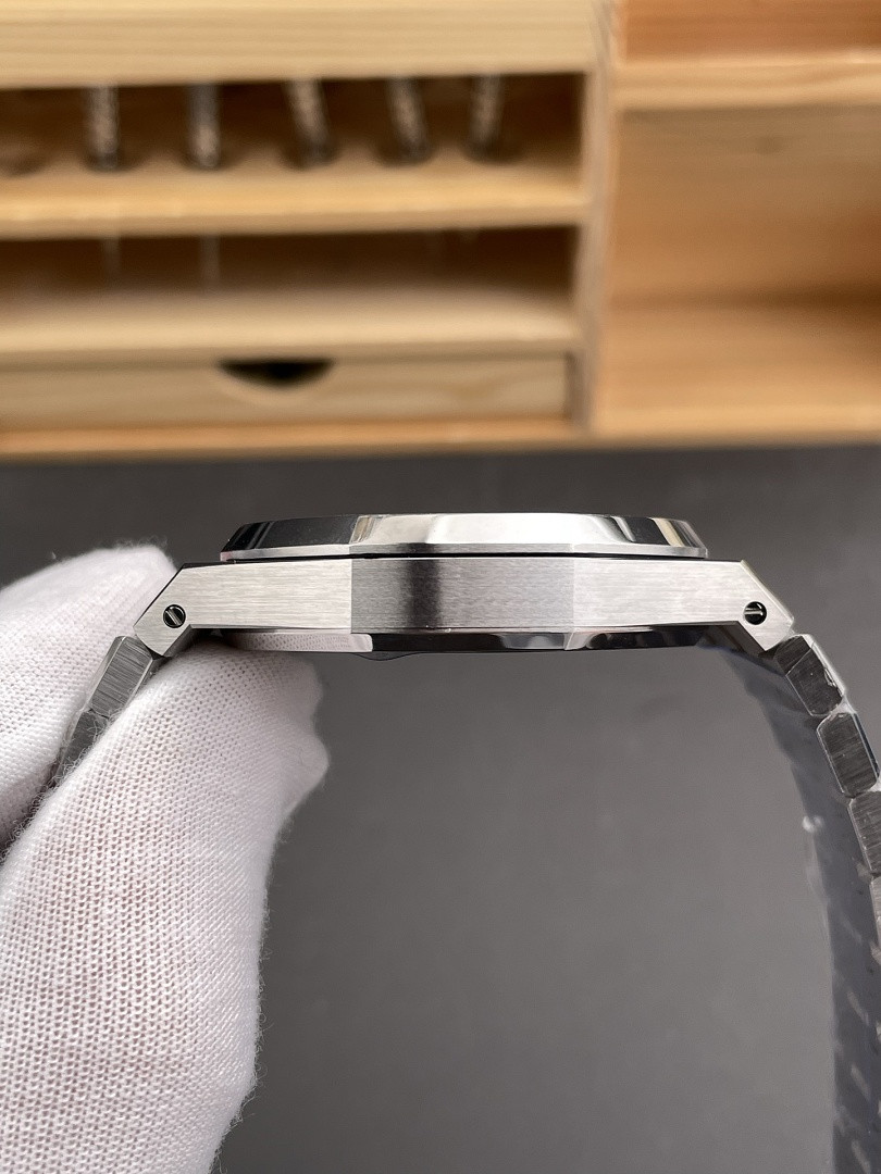 Audemars P1g*et Royal Oak