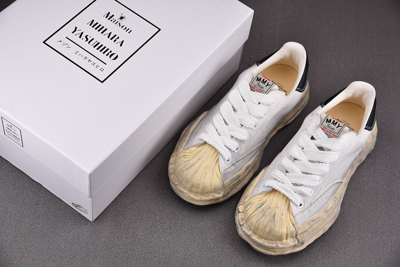 Ma*s*n mihara sneakers