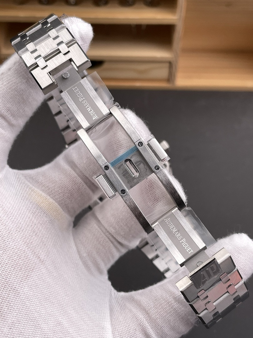Audemars P1g*et Royal Oak