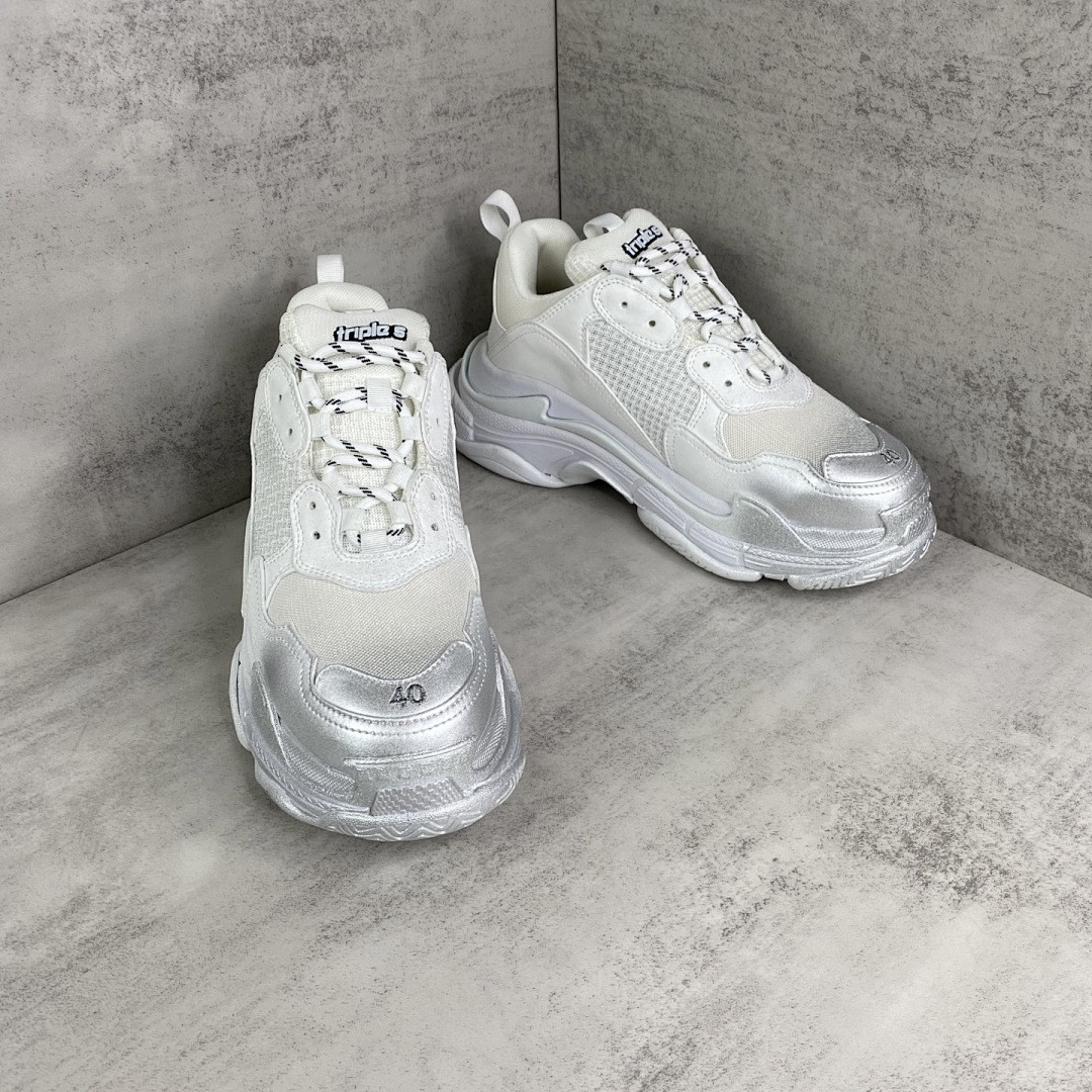 Ba1en*iaga TRIPLE S