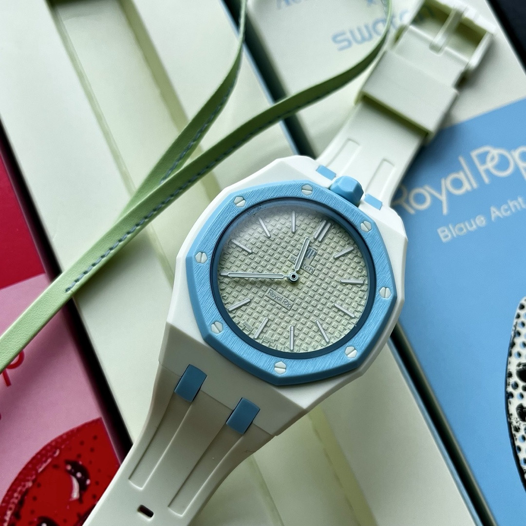 Swatch x Audemars P1g*et Royal Pop