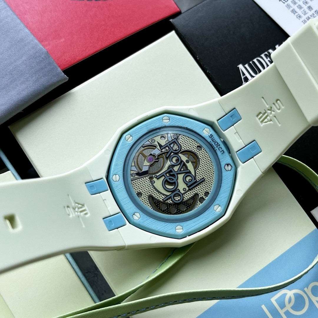 Swatch x Audemars P1g*et Royal Pop