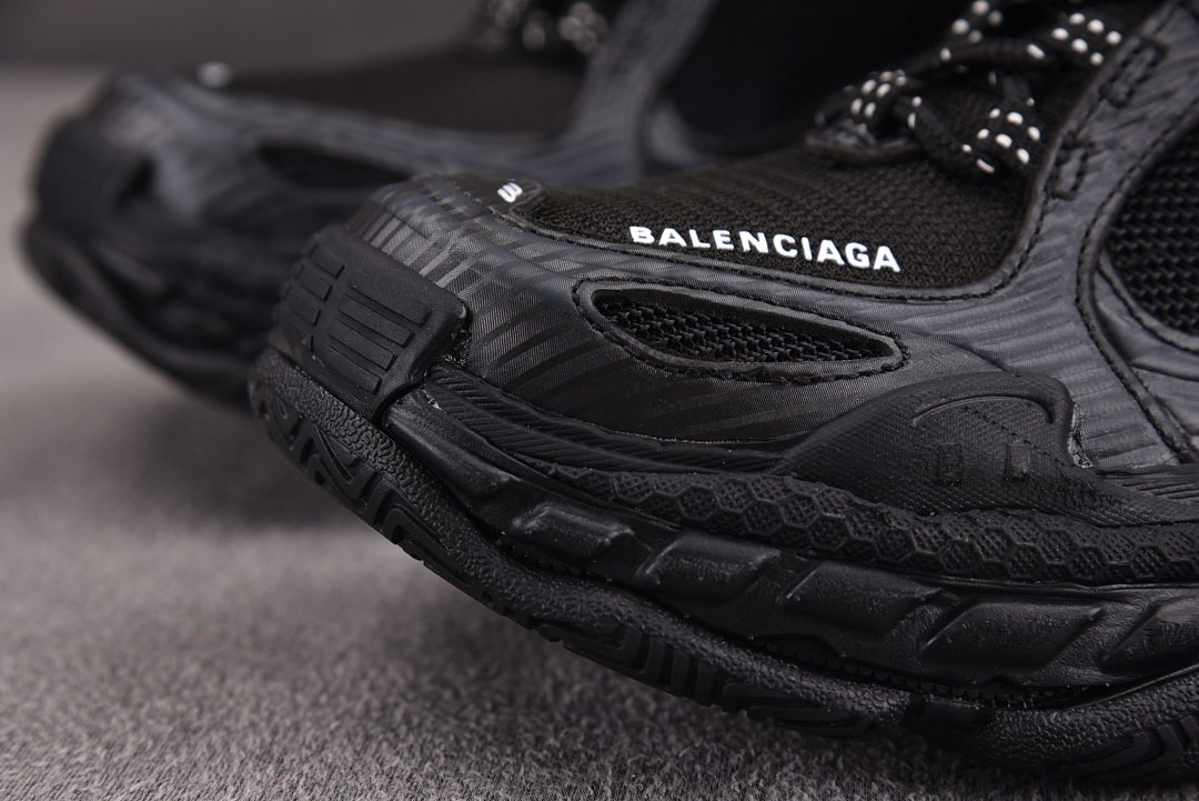 Ba1en*iaga TRIPLE S