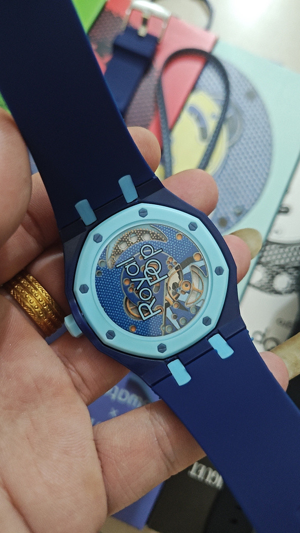 Swatch x Audemars P1g*et Royal Pop