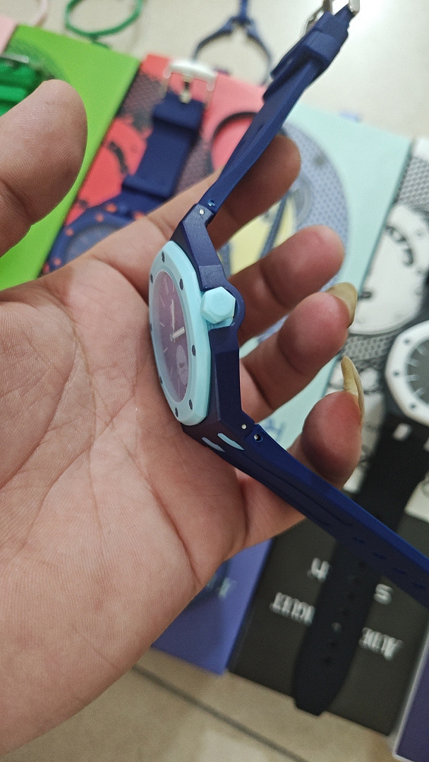 Swatch x Audemars P1g*et Royal Pop