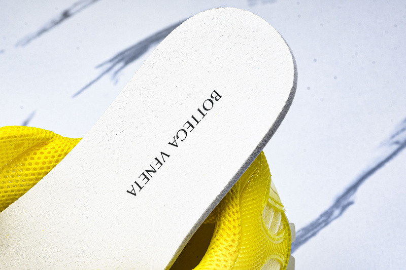 b0tt*ga Ven*ta orbit sneaker