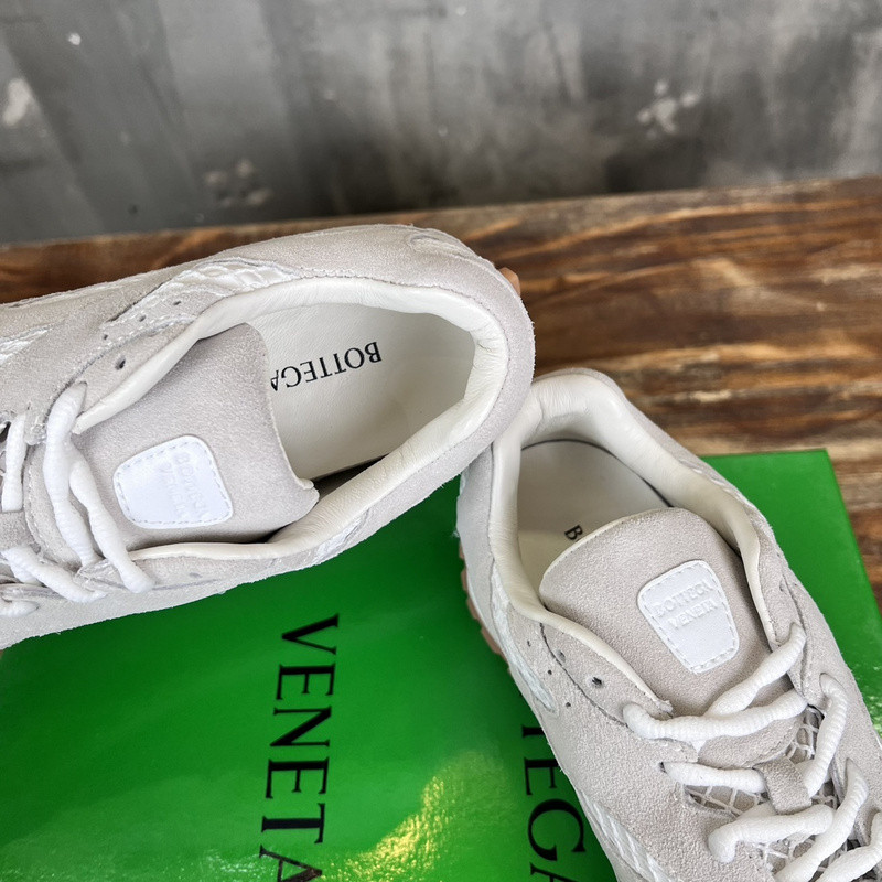 b0tt*ga Ven*ta orbit sneaker