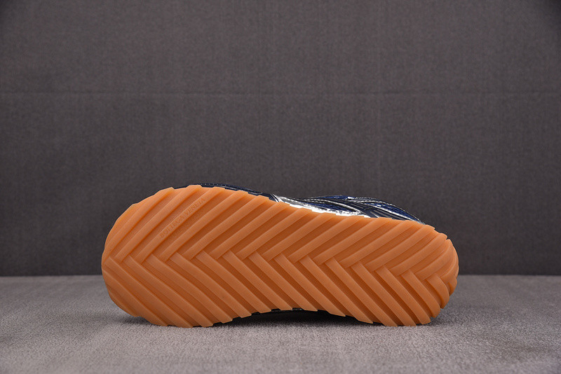 b0tt*ga Ven*ta orbit sneaker