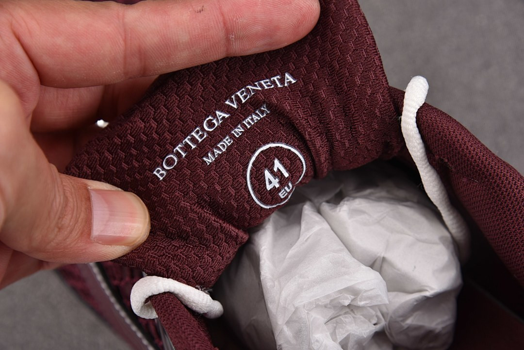 B0tt*ga Ven*ta Orbit Sneaker(WINE RED)