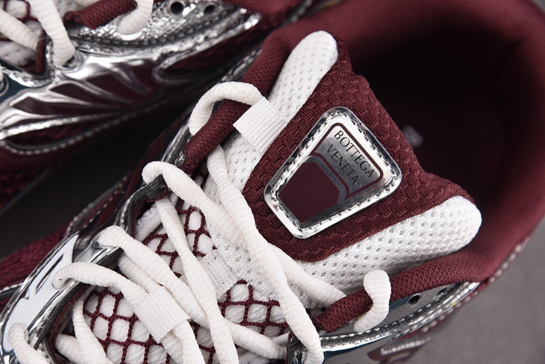 B0tt*ga Ven*ta Orbit Sneaker(WINE RED)