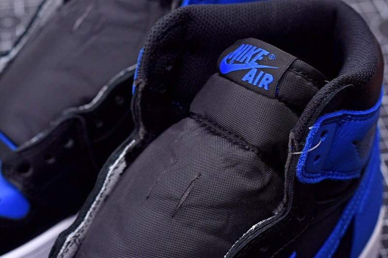 Air Jordan 1 OG Retro High “Royal” 555088-007