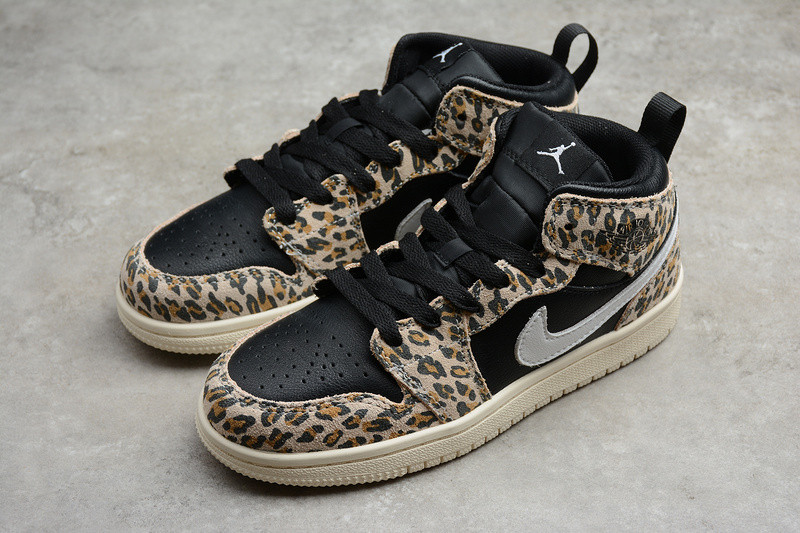 AIR JORDAN 1 MID GS 554725-128