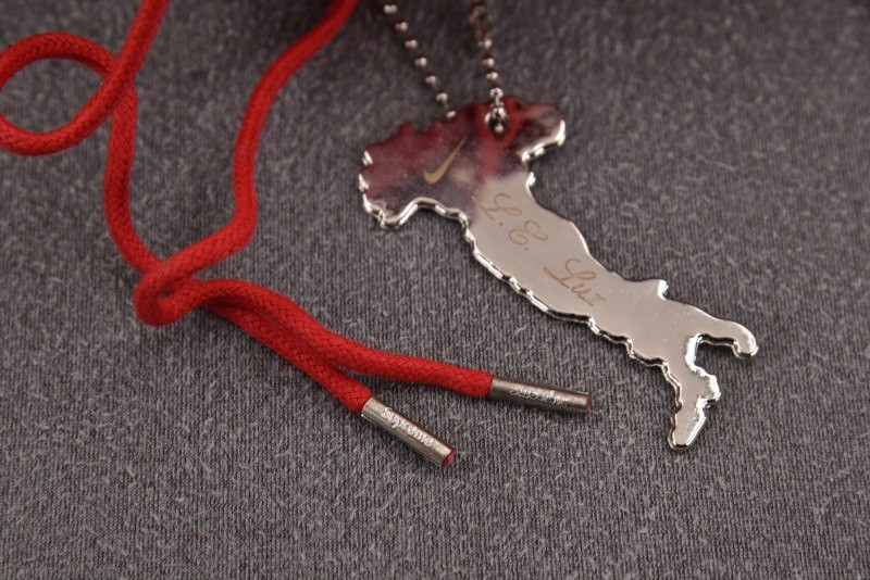 nike air max 95 lux S*prem* red ci0999-600