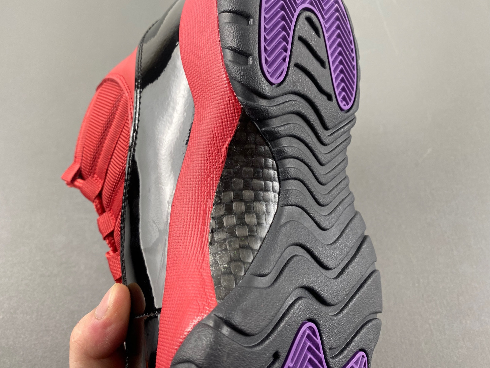 Air Jordan 11 Retro “Red Black” CT8012-600