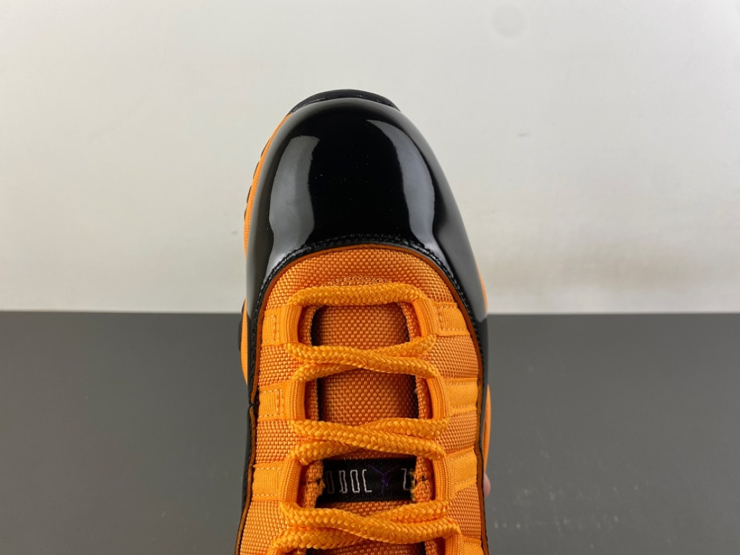 Jordan 11 Retro CT8012-700