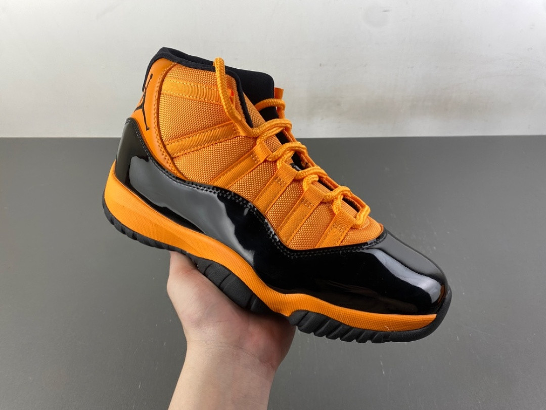 Jordan 11 Retro CT8012-700