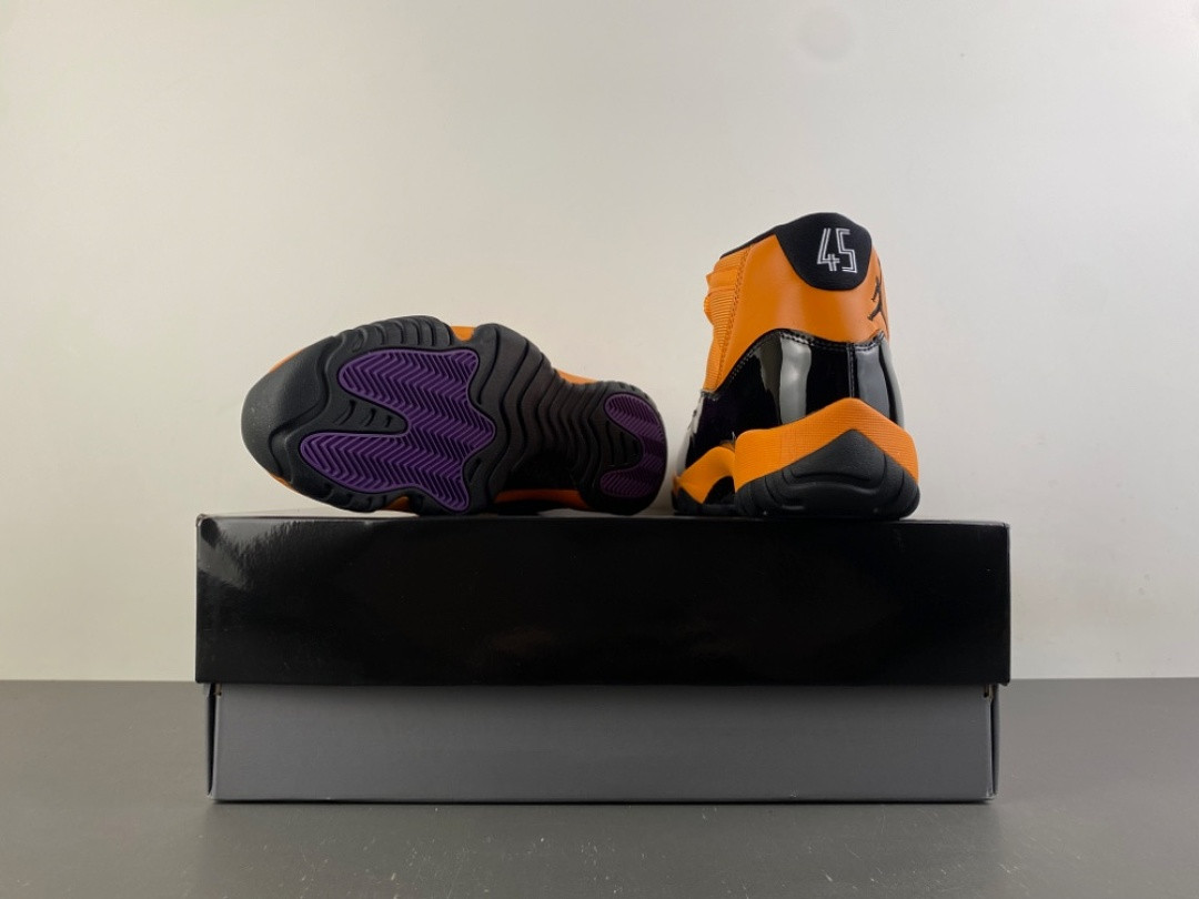 Jordan 11 Retro CT8012-700