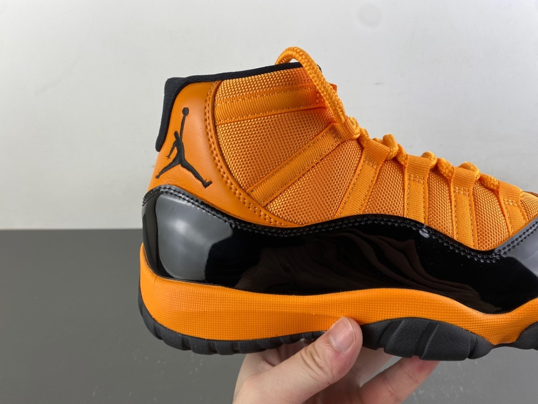 Jordan 11 Retro CT8012-700