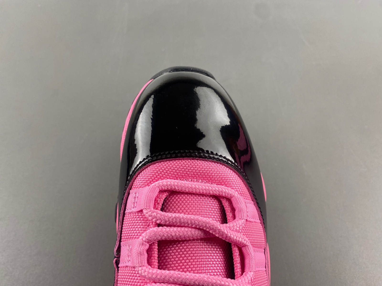 Air Jordan 11 Custom “Pink and Black” CT8012 500