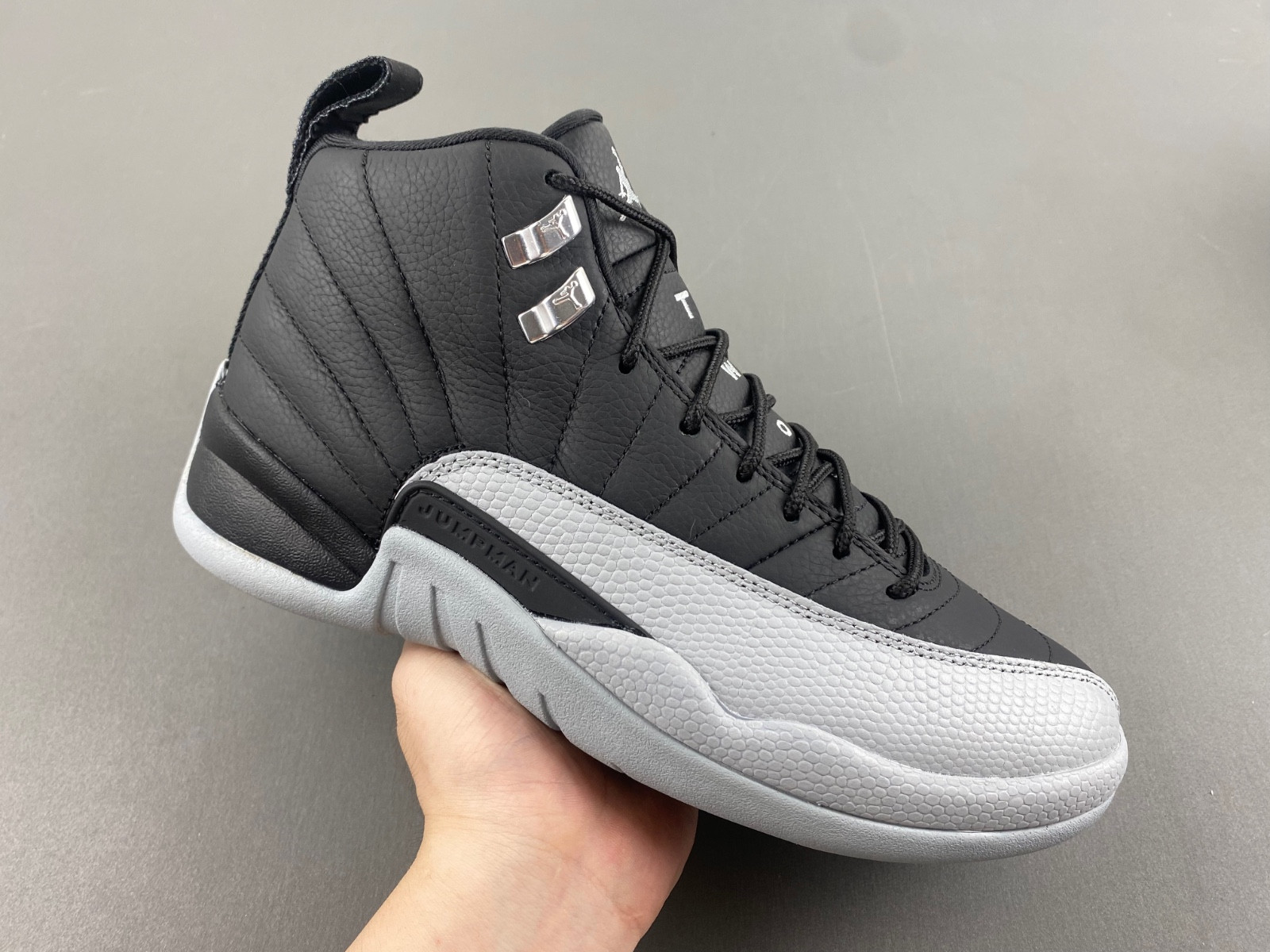 Air Jordan 12 Black Wolf Grey CT8013-010