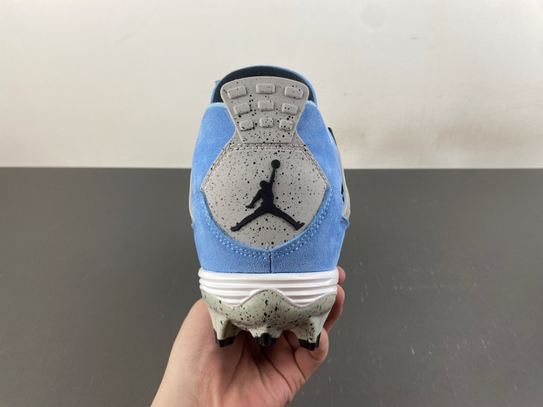 Air Jordan 4 Retro University Blue CT8527-400