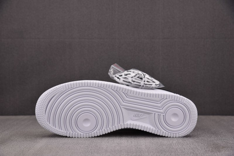 S*prem* Nike Air Force 1 Low White Black CU9225-102