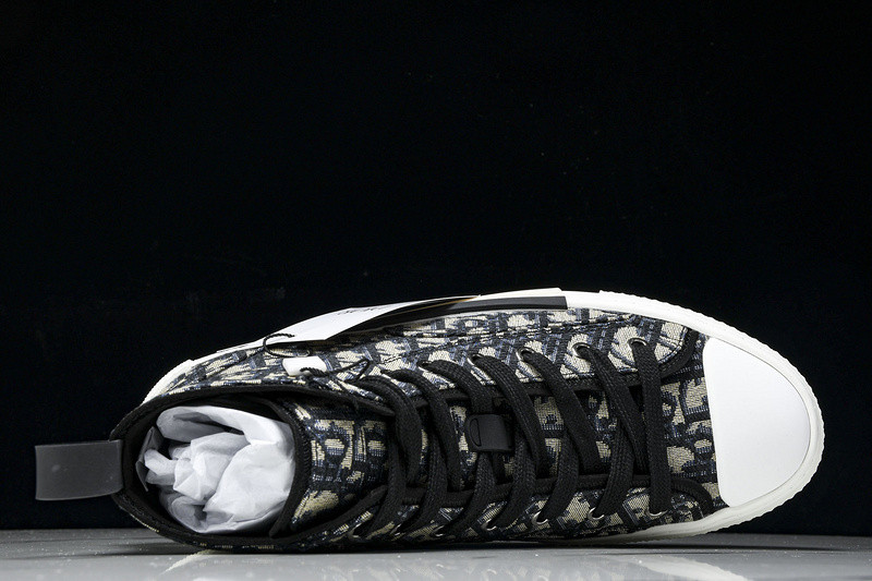 D B23 HIGH-TOP SNEAKERS