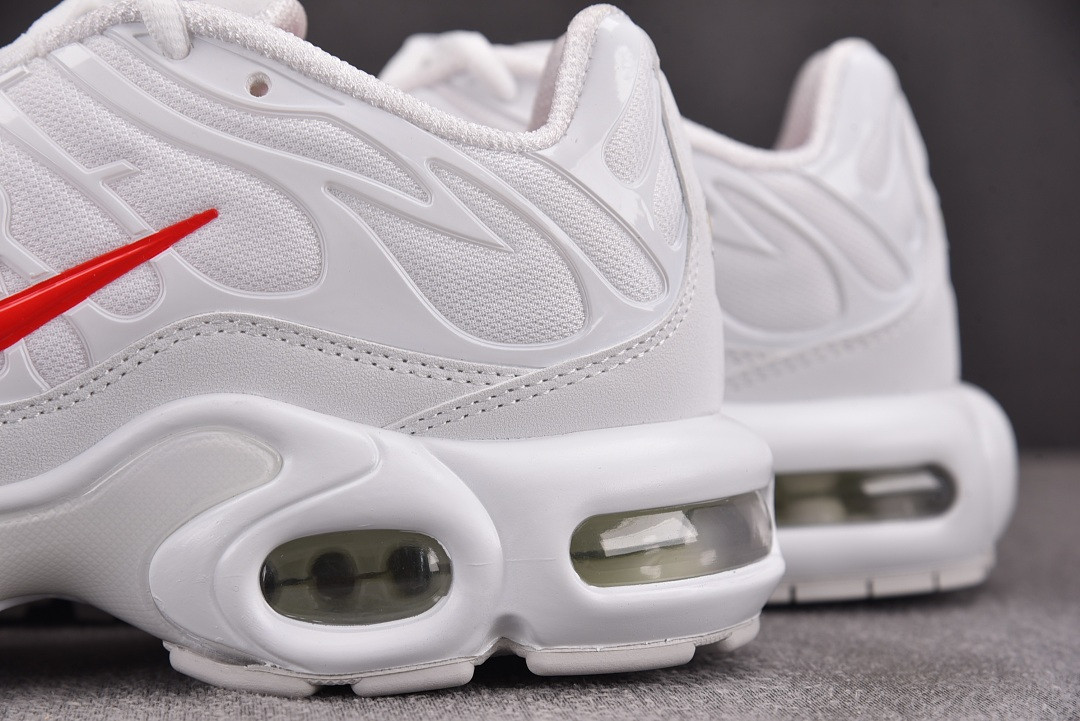 Nike Air Max Plus S*prem* White - DA1472-100