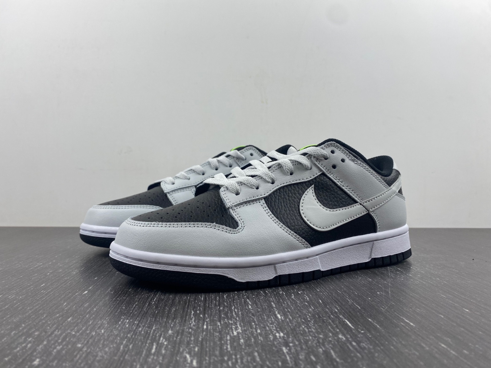 Nike Dunk Low Grey Panda Volt - FD9756-001