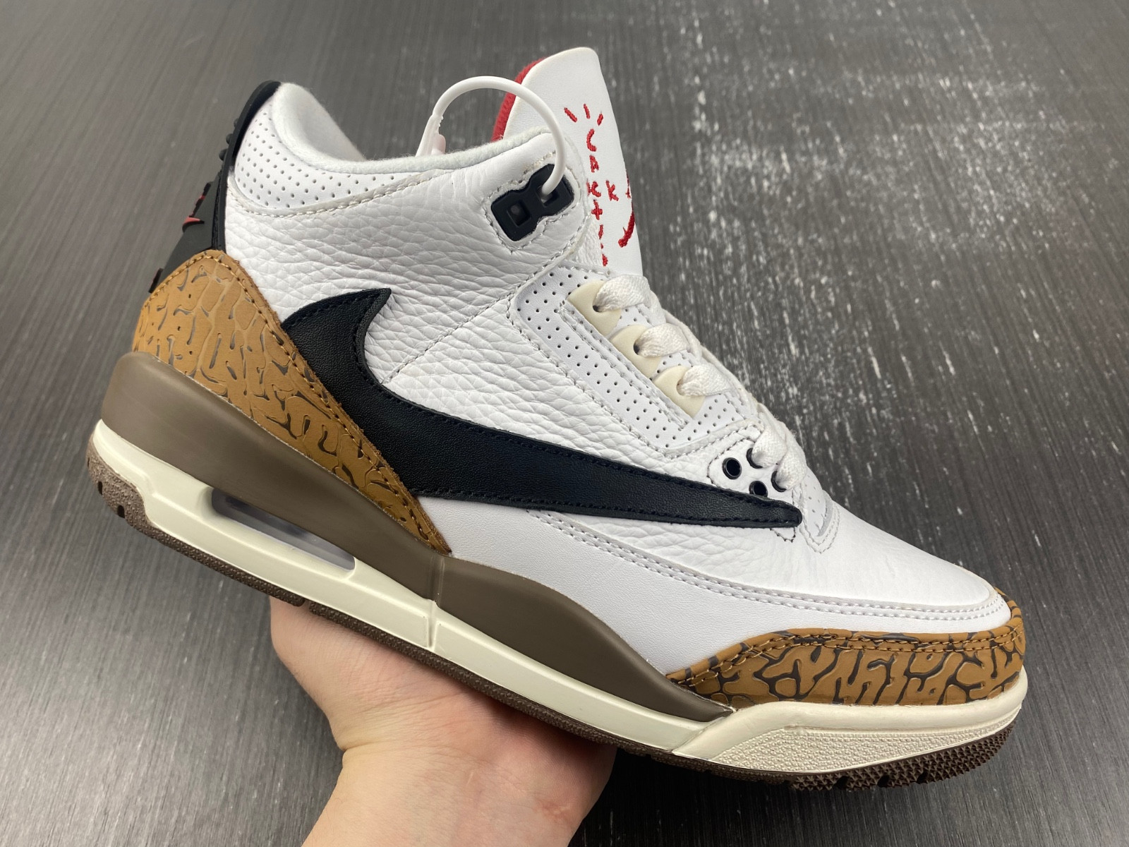 Travis Scott x Air Jordan 3 “Palomino” CT8532-120